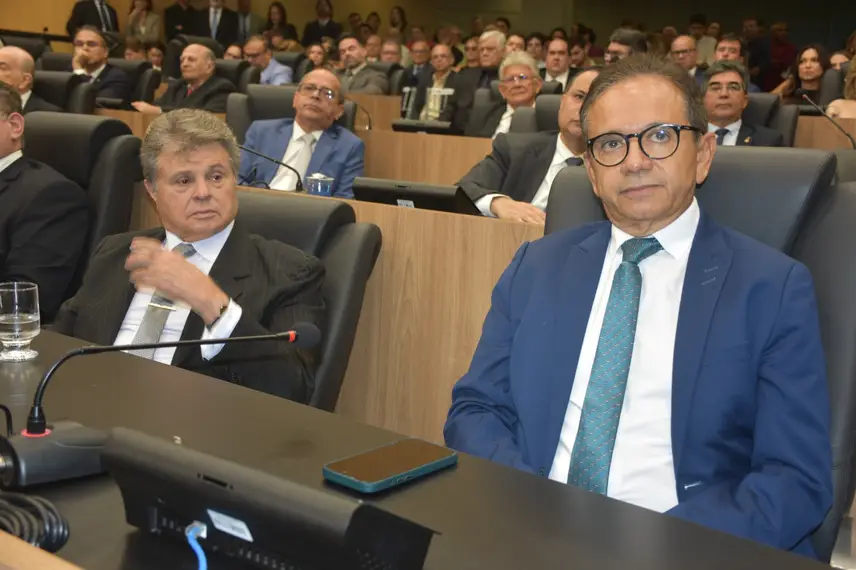 Alepi celebra 40 anos do Palácio Petrônio Portela com sessão especial e exposição histórica Alepi celebra 40 anos do Palácio Petrônio Portela com sessão especial e exposição histórica