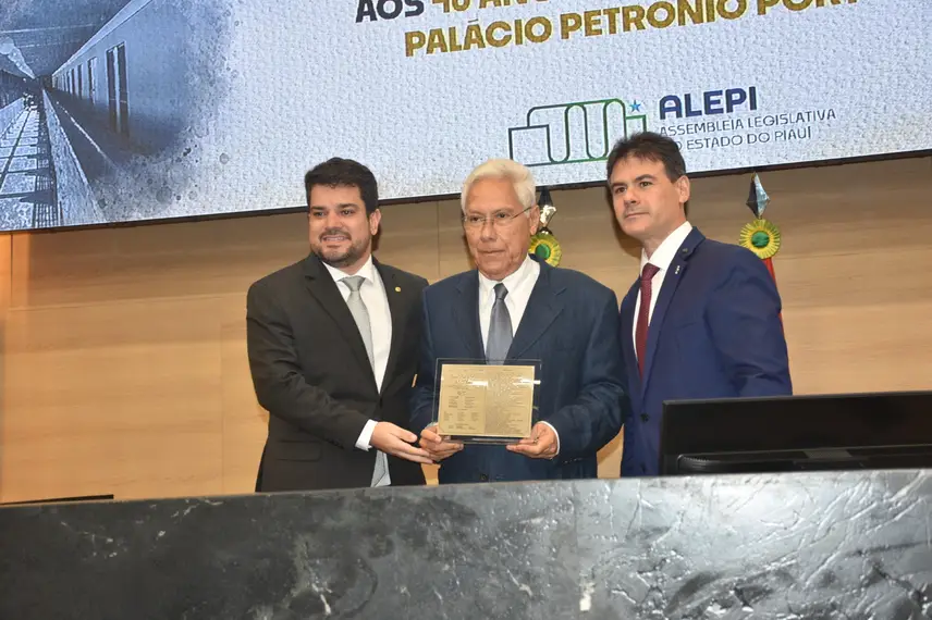Alepi celebra 40 anos do Palácio Petrônio Portela com sessão especial e exposição histórica Alepi celebra 40 anos do Palácio Petrônio Portela com sessão especial e exposição histórica