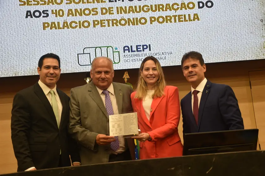 Alepi celebra 40 anos do Palácio Petrônio Portela com sessão especial e exposição histórica Alepi celebra 40 anos do Palácio Petrônio Portela com sessão especial e exposição histórica