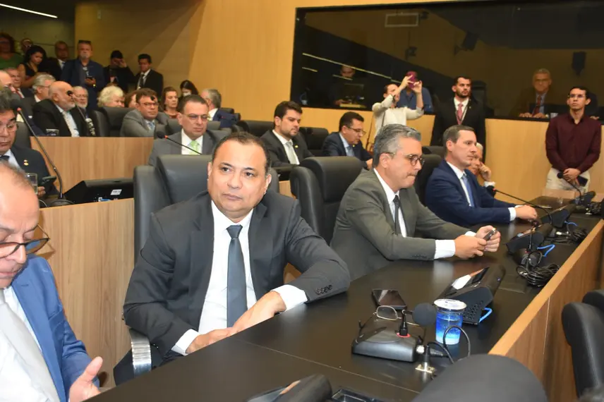 Alepi celebra 40 anos do Palácio Petrônio Portela com sessão especial e exposição histórica