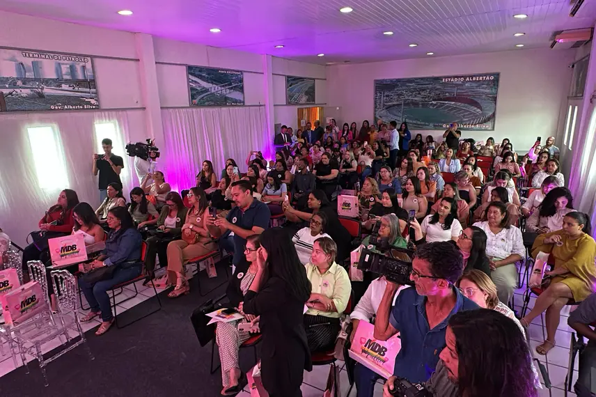 Ana Paula lidera encontro do MDB Mulher pelo protagonismo feminino no Piauí
