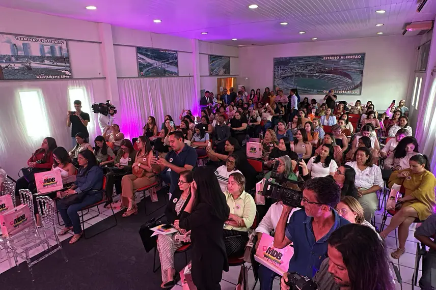 Ana Paula lidera encontro do MDB Mulher pelo protagonismo feminino no Piauí Ana Paula lidera encontro do MDB Mulher pelo protagonismo feminino no Piauí