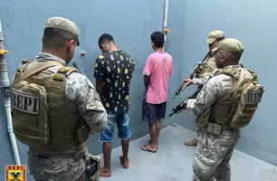 BEPI prende dupla por furto qualificado e recupera motos em São João da Canabrava (Foto: Divulgação/BEPI)