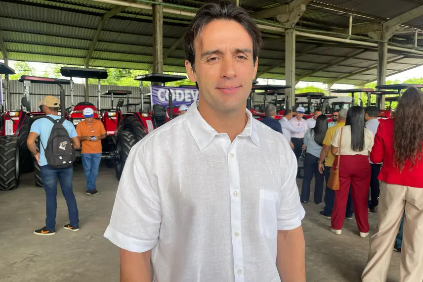 Codevasf entrega aparelhos agrícolas para 40 municípios