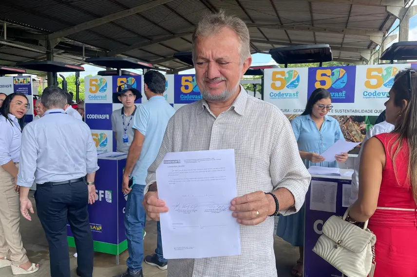 Codevasf entrega aparelhos agrícolas para 40 municípios