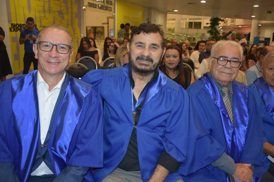 Desembargador José James Gomes Pereira lança o livro Direito na Prática no Sesc Cajuína