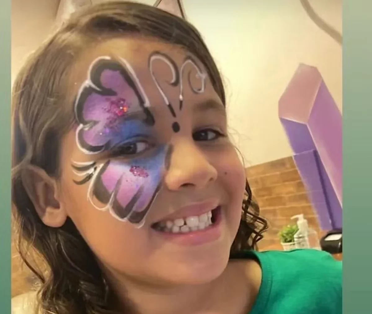 DF: Criança de 8 anos morre após realizar 'desafio do desodorante'