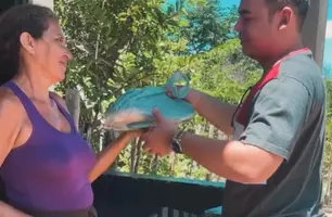 Distribuição de peixes em Cocal (Foto: Reprodução - Redes sociais)