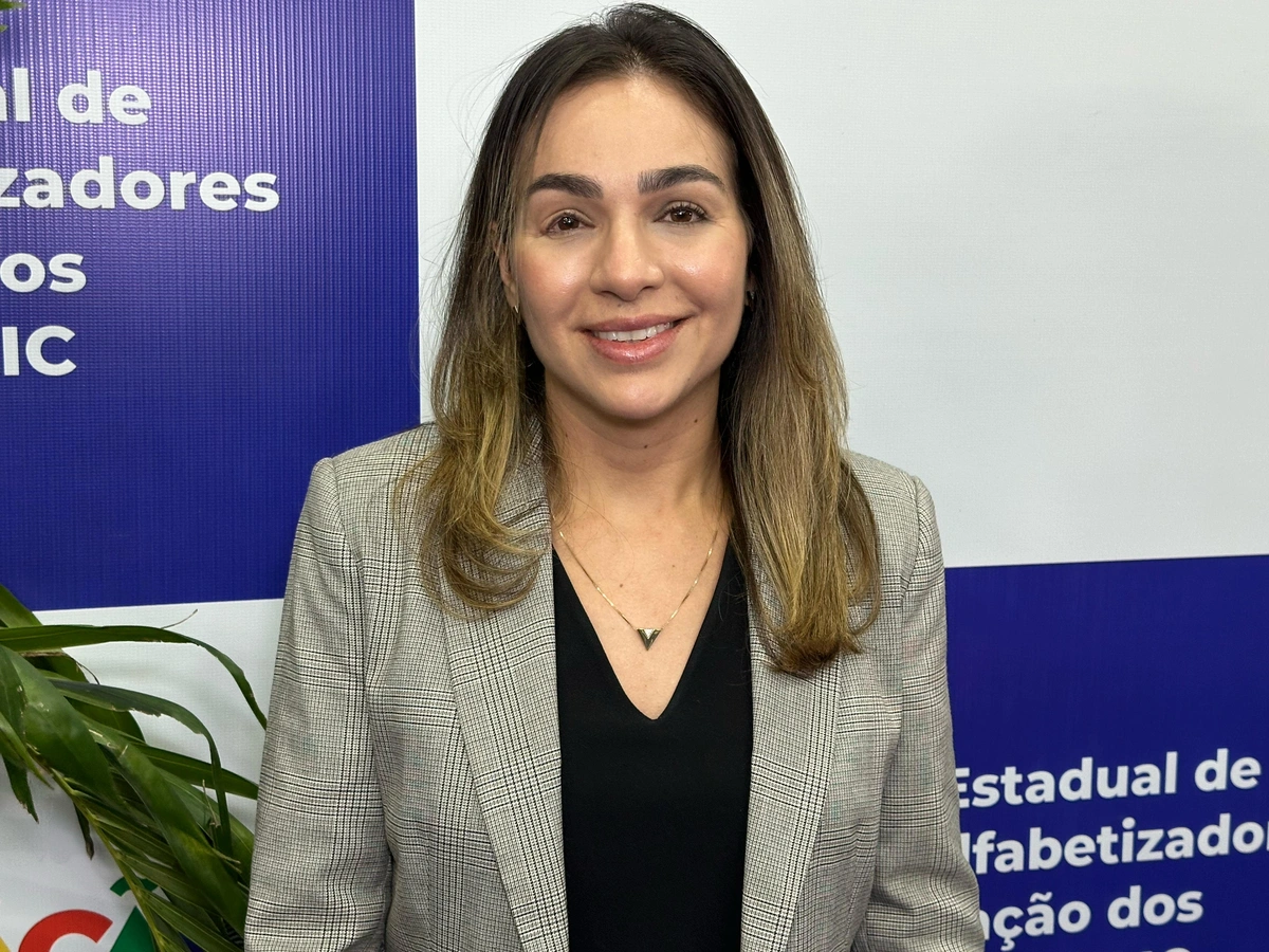 Evento reúne 1.200 educadores para debater alfabetização no Piauí