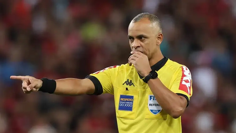O árbitro goiano Wilton Pereira Sampaio