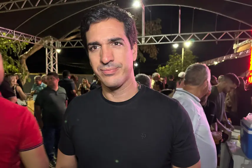 Parnarama celebra seus 76 anos com show Parnarama celebra seus 76 anos com show