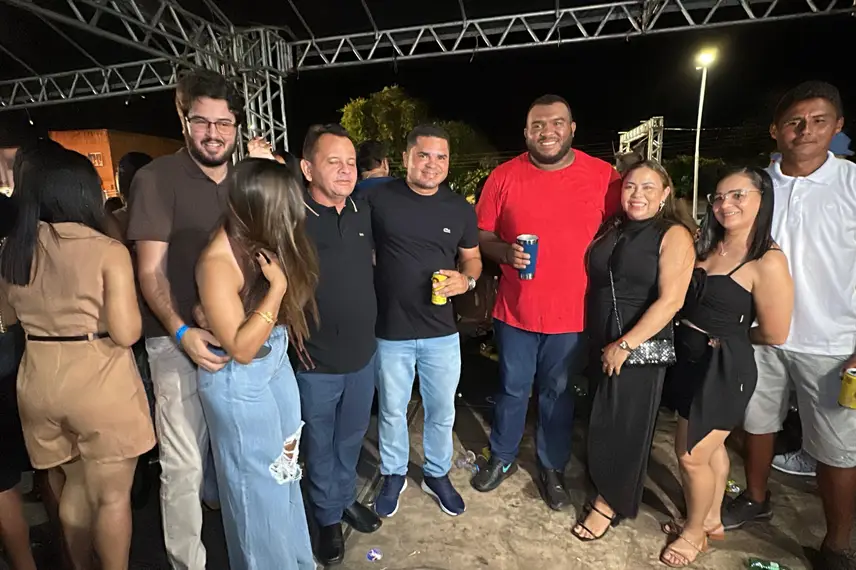 Parnarama celebra seus 76 anos com show Parnarama celebra seus 76 anos com show