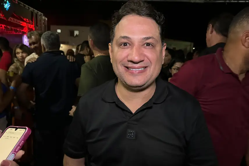 Parnarama celebra seus 76 anos com show Parnarama celebra seus 76 anos com show