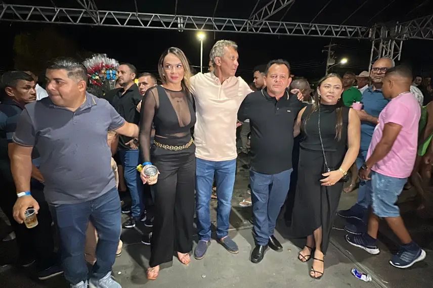 Parnarama celebra seus 76 anos com show Parnarama celebra seus 76 anos com show