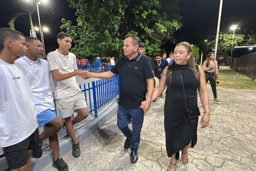 Parnarama celebra seus 76 anos com show