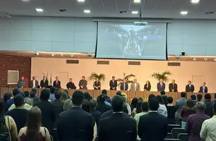 Polícia Civil do Piauí homenageia servidores com medalhas e troféus em Teresina (Foto: Conecta Piauí)