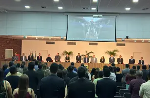 Polícia Civil do Piauí homenageia servidores com medalhas e troféus em Teresina (Foto: Conecta Piauí)