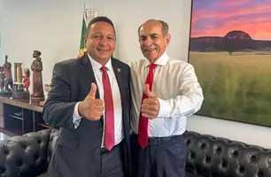 Prefeito Lecio Gustavo se reúne com senador Marcelo Castro em Brasília (Foto: Reprodução)