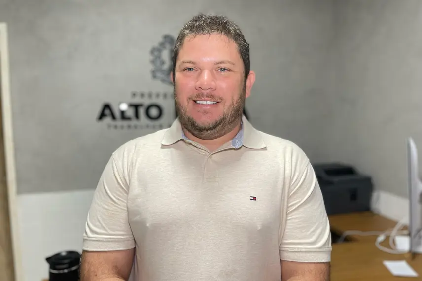 Prefeitura de Alto Longá reabre sede administrativa após revitalização