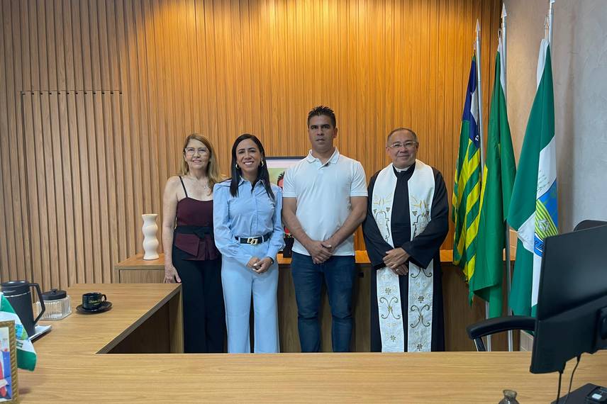 Prefeitura de Alto Longá reabre sede administrativa após revitalização Prefeitura de Alto Longá reabre sede administrativa após revitalização