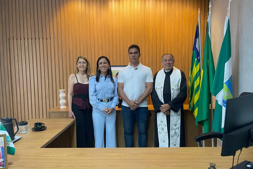 Prefeitura de Alto Longá reabre sede administrativa após revitalização Prefeitura de Alto Longá reabre sede administrativa após revitalização