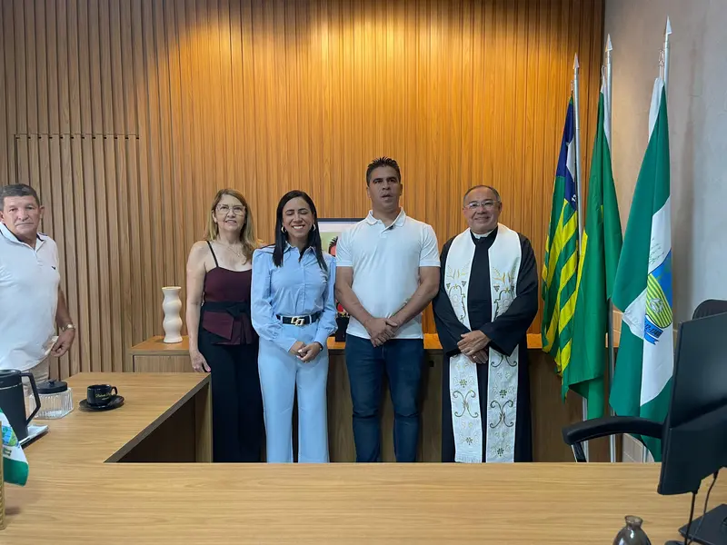 Prefeitura de Alto Longá reabre sede administrativa após revitalização