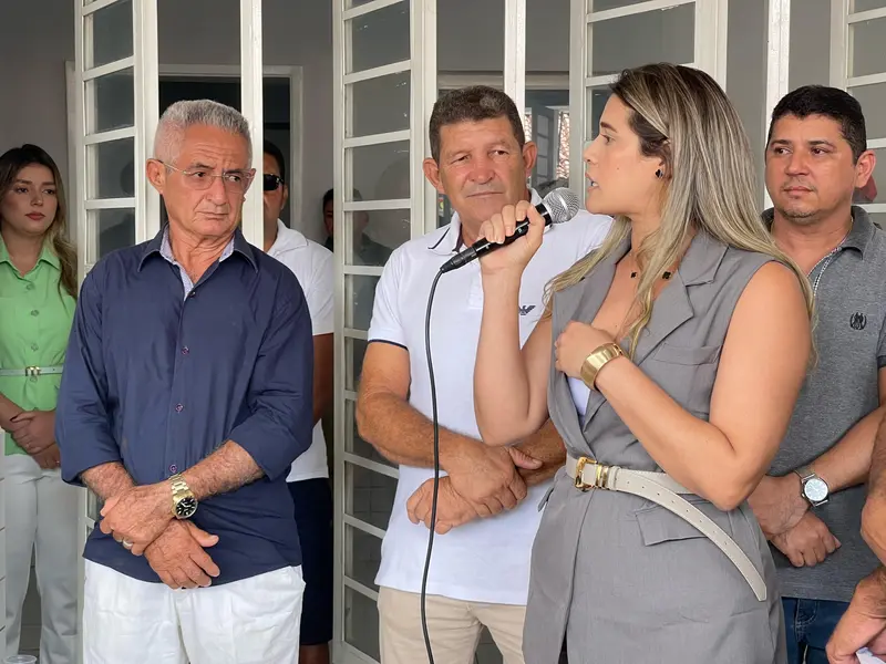 Prefeitura de Alto Longá reabre sede administrativa após revitalização