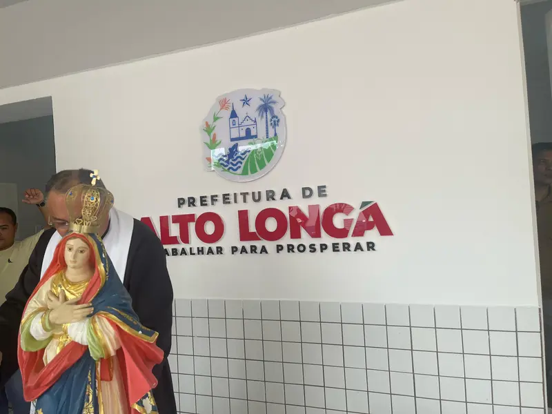 Prefeitura de Alto Longá reabre sede administrativa após revitalização