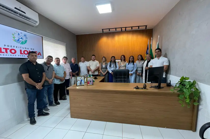 Prefeitura de Alto Longá reabre sede administrativa após revitalização Prefeitura de Alto Longá reabre sede administrativa após revitalização