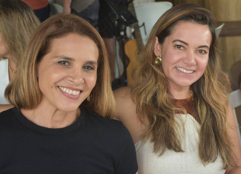Robson de Oliveira e Cristiane Carvalho celebram aniversário em Demerval Lobão