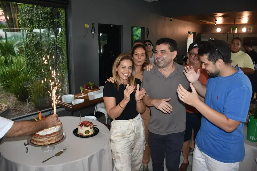 Robson de Oliveira e Cristiane Carvalho celebram aniversário em Demerval Lobão