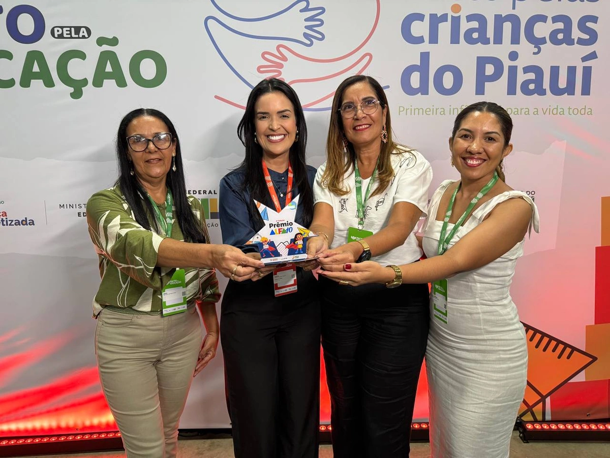 São Raimundo Nonato recebe Prêmio Alfa-10 por compromisso com a Alfabetização