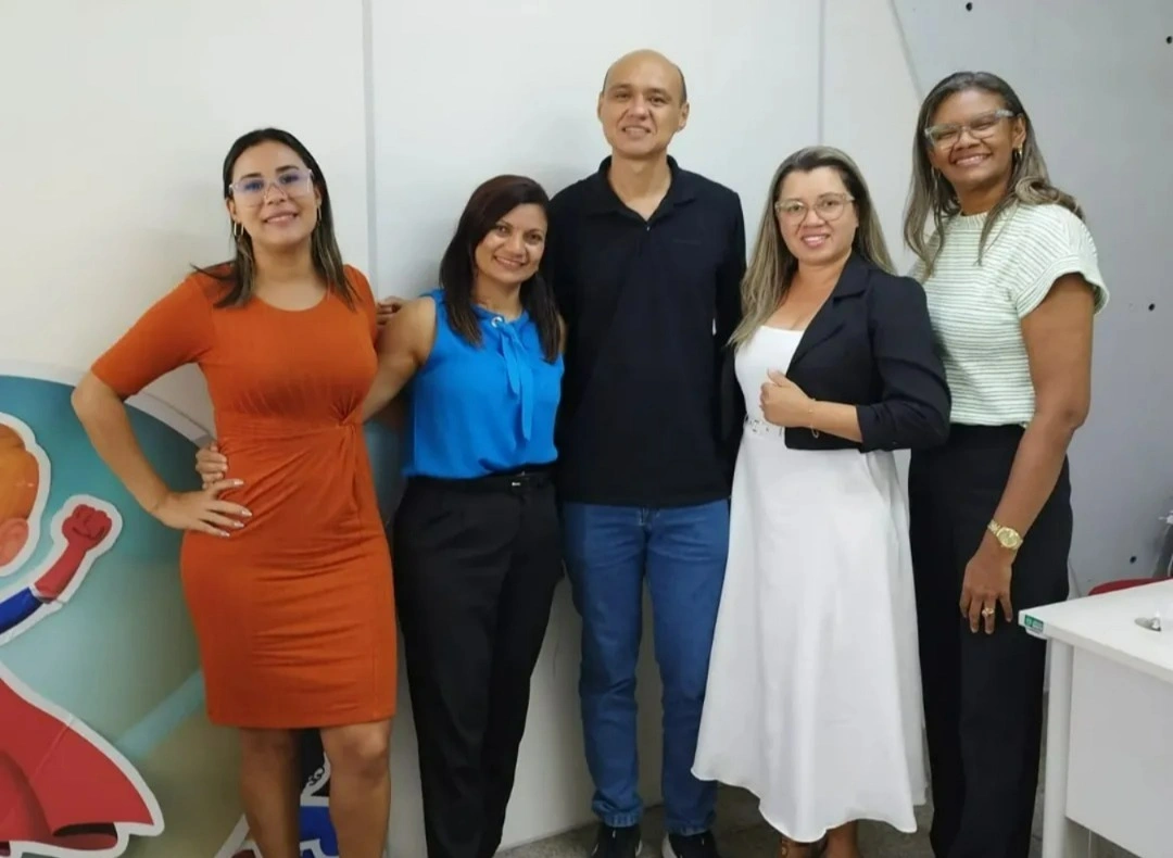 Secretária de Educação de Gilbués participa de reunião estratégica na SEDUC