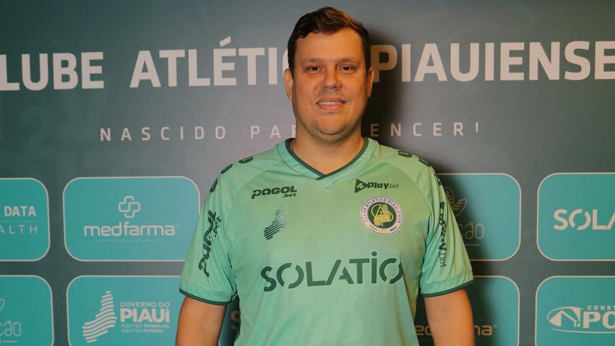 Silvio Eduardo, coordenador das categorias de base do CAP
