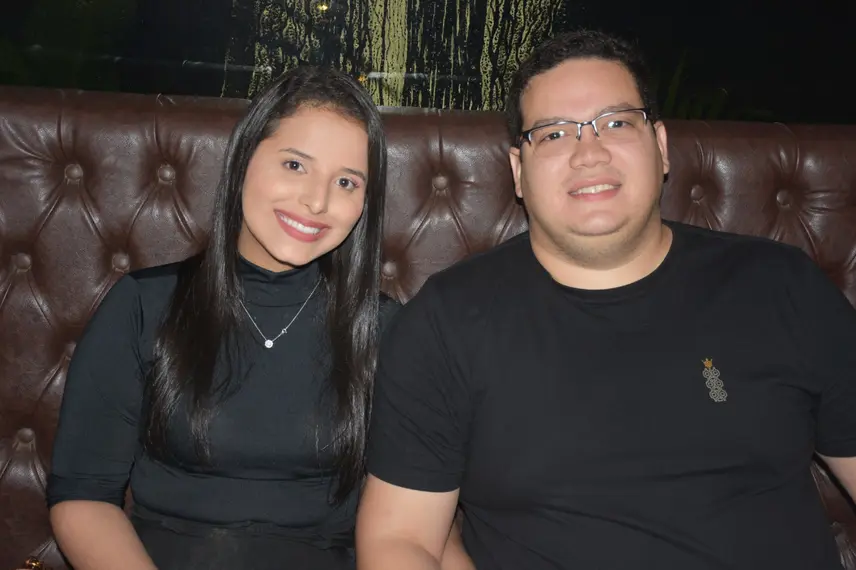 Tácio Baptista celebra aniversário em noite especial no Vito Fogo