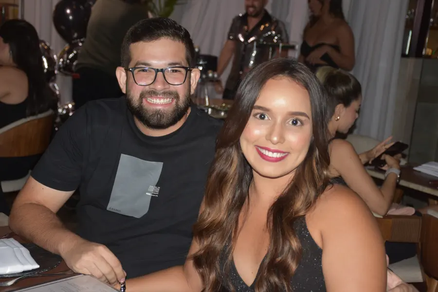 Tácio Baptista celebra aniversário em noite especial no Vito Fogo