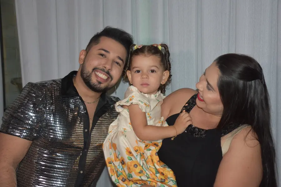 Tácio Baptista celebra aniversário em noite especial no Vito Fogo