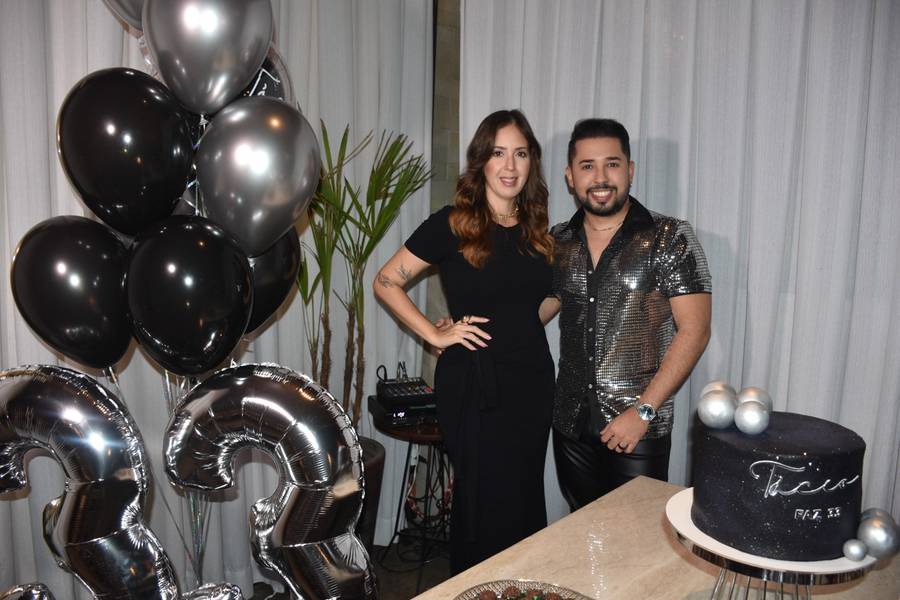 Tácio Baptista celebra aniversário em noite especial no Vito Fogo