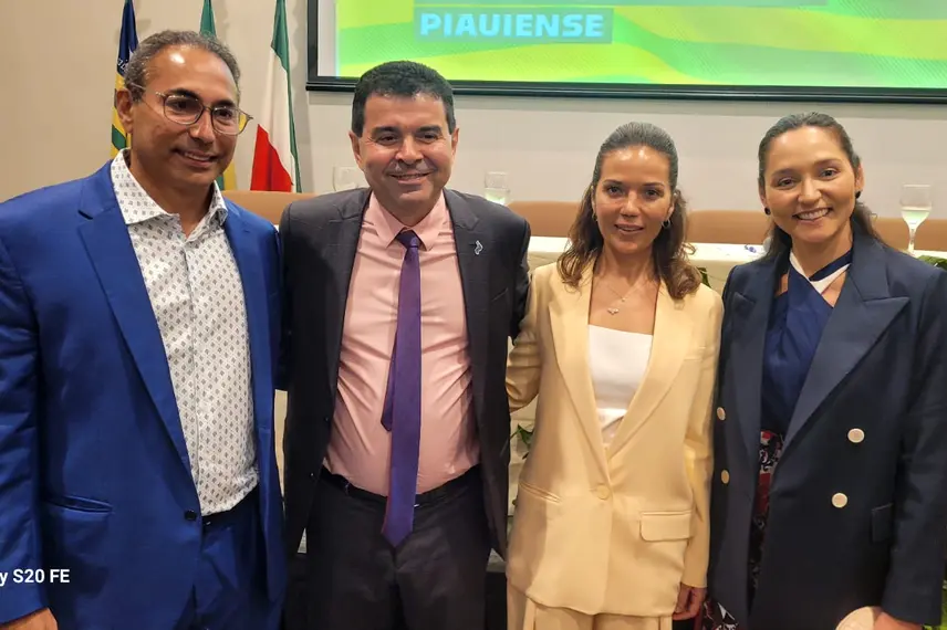 Título de Cidadão Piauiense ao empresário José Robson Oliveira,