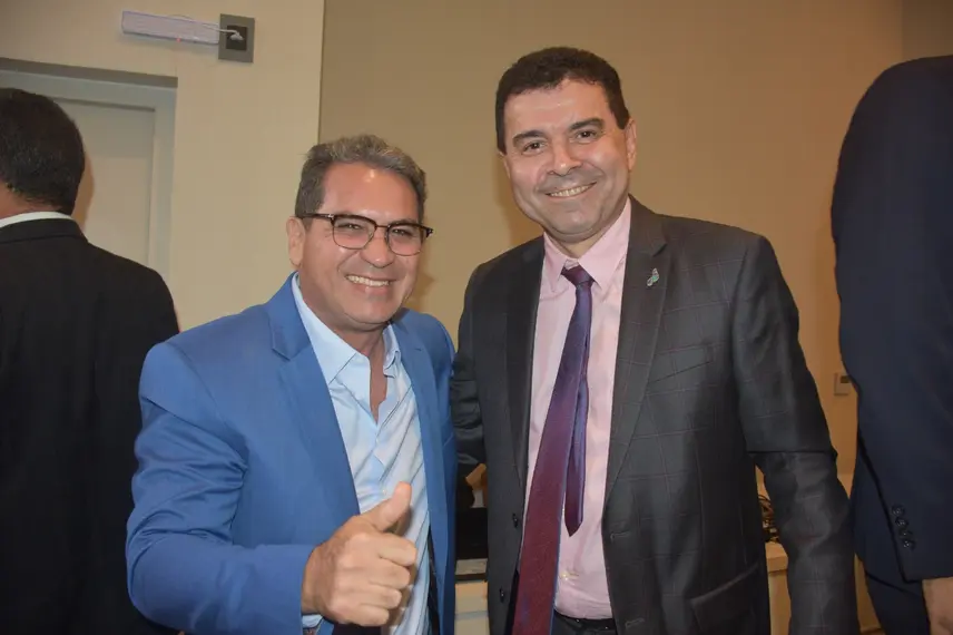 Título de Cidadão Piauiense ao empresário José Robson Oliveira,