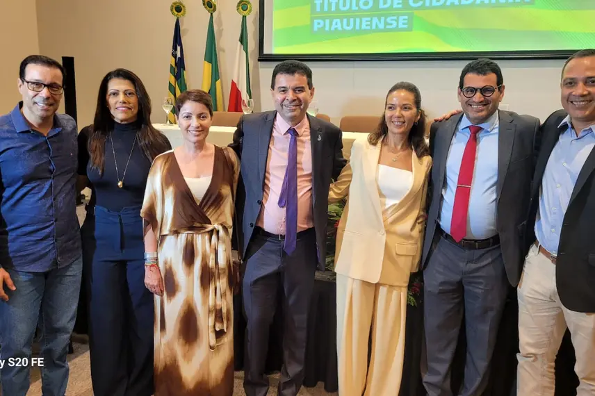 Título de Cidadão Piauiense ao empresário José Robson Oliveira,