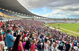 Torcida no estádio Albertão (Foto: Pedro Melo/Conecta Piauí)