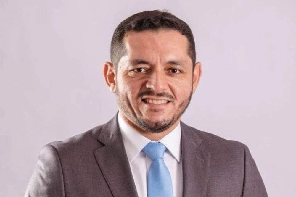 Alepi aprova Medalha do Mérito Legislativo para Roosevelt Figueiredo, do TJ-PI