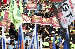 Ato em SP une centrais sindicais e governo pelo fim da escala 6x1 (Foto: Paulo Pinto/Agência Brasil)