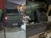 Carro invade loja de conveniência em posto de Teresina e atropela duas mulheres