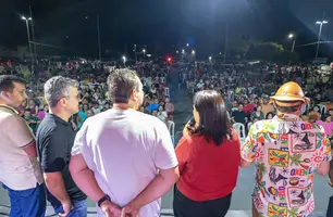 'Chama na Resenha' leva multidão à Praça Principal de Lagoa do Piauí (Foto: Reprodução)