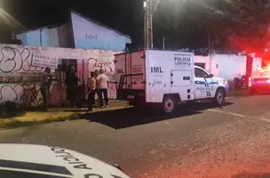 Corpo de homem é encontrado dentro de imóvel abandonado no Centro de Teresina (Foto: Repórter 12/Conecta Piauí)
