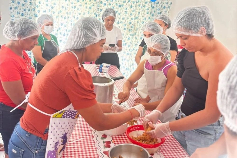 Curso de Doces e Salgados é iniciado em Hugo Napoleão com parceria do SENAR e RM