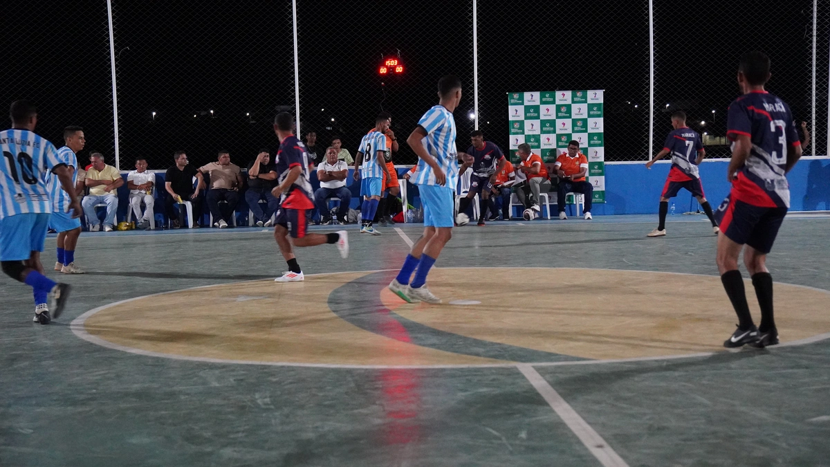 Dirceu Arcoverde vibra com as finais do Campeonato de Futsal 2025
