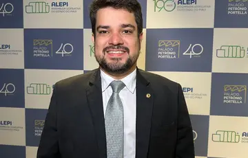Dogim Félix destaca articulação por recursos durante Marcha dos Prefeitos em Brasília